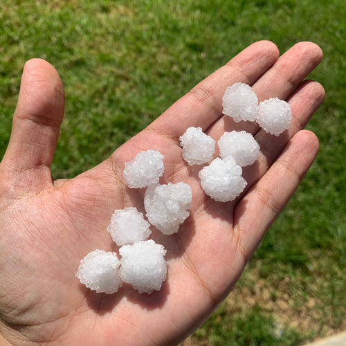 Geode snow balls